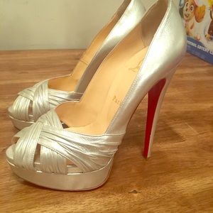 Christian louboutin size 38 is (7.5)